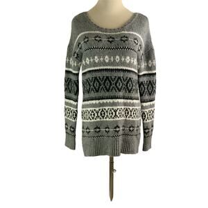 American Eagle Gray white Fair Isle Sweater Small